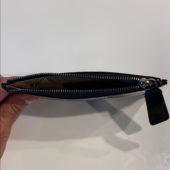 Burberry Nova Check Coin/Card Holder (zipper) - Picture 3 of 4